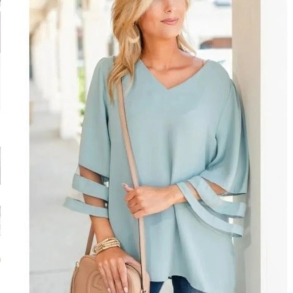 Jenny Boston Lt Green VNeck 3/4 Sleeve Medium Blouse NWT - Picture 1 of 11
